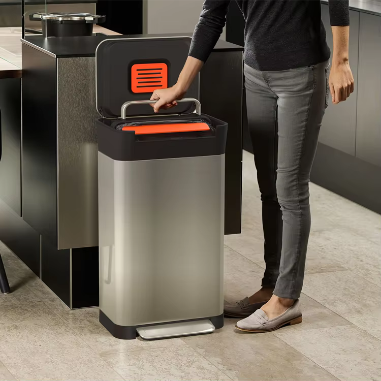 60L Household Trash Storage Bin